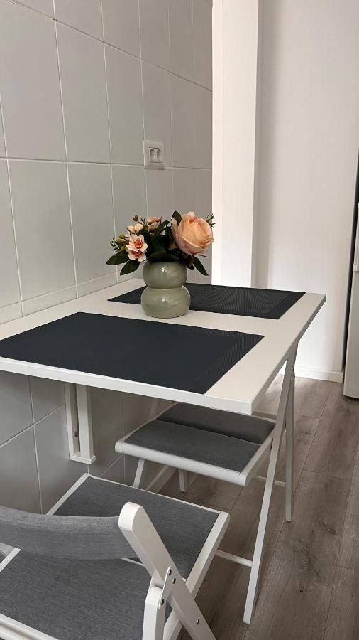 Cotroceni Studio Apartment Bucureşti Ngoại thất bức ảnh